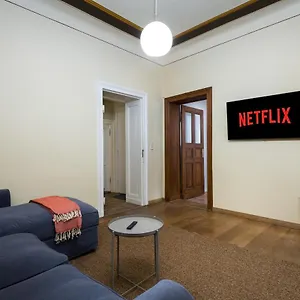 Apartment Super Zentral Super Schoener Altbau In Moabit Rostockerstrasse Im Herzen Von Fuer Bis Zu 6 Personen